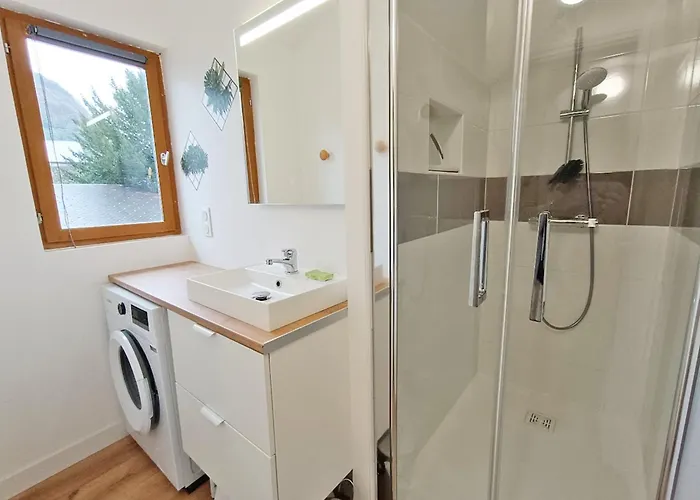 Apartament Charanse, T4, Wifi, Centre Luchon Bagnères-de-Luchon